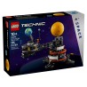 LEGO TECHNIC 42179 Planeta Ziemia i Księżyc na orbicie